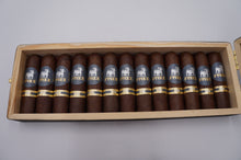 Load image into Gallery viewer, Pug