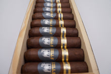 Load image into Gallery viewer, Pug